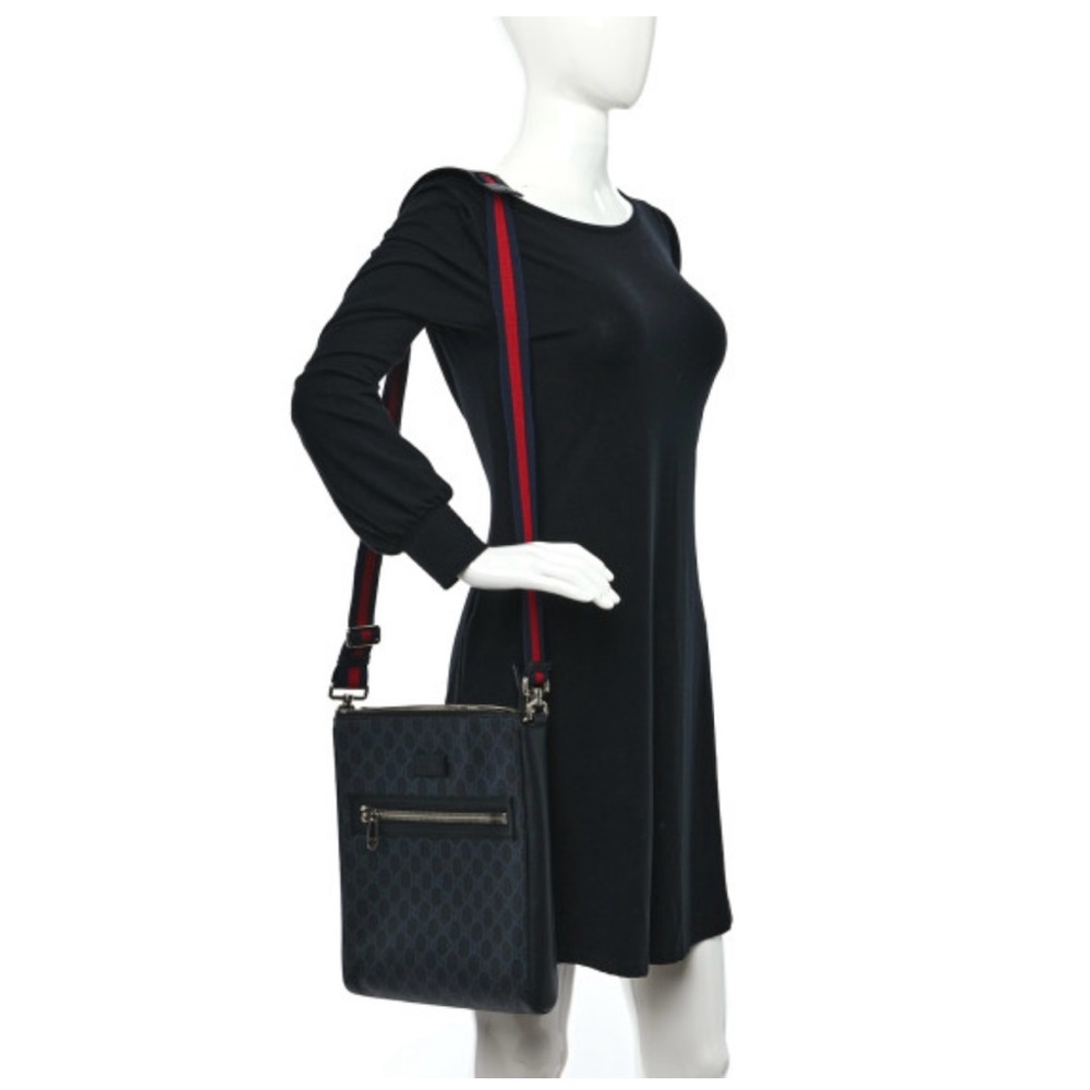 🔥Auth Gucci Supreme Shoulder Crossbody Bag GG PVC Leather - Picture 3 of 16